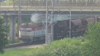 preview picture of video 'Slovakia: ZSSK Slovakian railways diesel hauled passenger and freight trains at Zvolen mesto station'