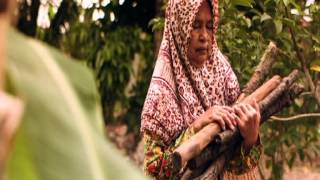 Download lagu Syurga Di Telapak kaki Ibu mp3 Download lagu Syurga Di Telapak kaki Ibu mp3