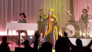Lauren Daigle - Losing My Religion - How Can It Be - Turn Your Your Eyes Upon Jesus 10/5/18