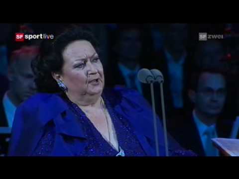 Bizet: Habanera (Carmen) - Montserrat Caballé, live Basel 2009 with Roger Federer