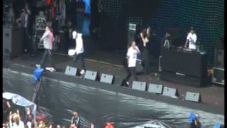 Bliss 'N' Eso Ft. Motley - Party At My Place (live @ Soundrelief)