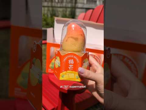 I finally tried the viral Propitious Mango-Shaped ice cream #vancouver #shortsfood