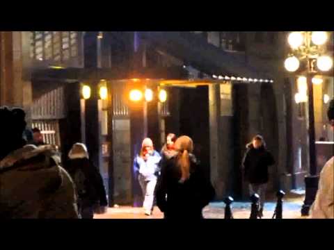 Fringe episode 415 A short Story About Love filming scene between Anna Torv & Joshua Jackson