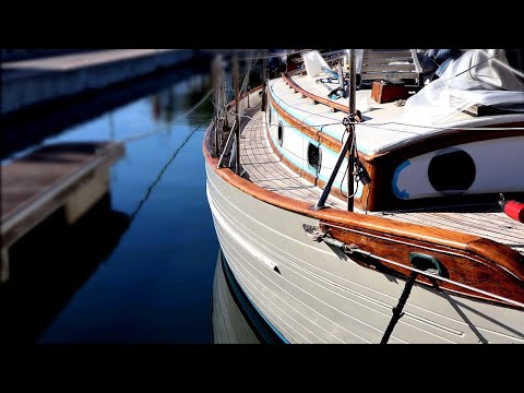 38] Restoring TEAK & Decks - DIY Sailboat REFIT | Sailing Skua