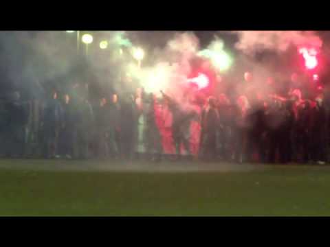 Kartofliska.pl: Kibice Hutnika Warszawa, listopad 2012, Klasa B