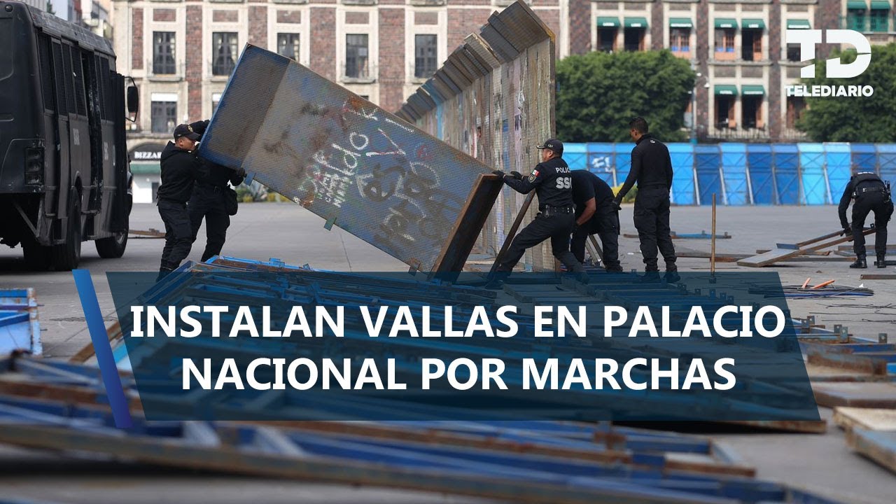 Policía de CdMx 'blinda' inmediaciones de Palacio Nacional; colocan vallas de seguridad