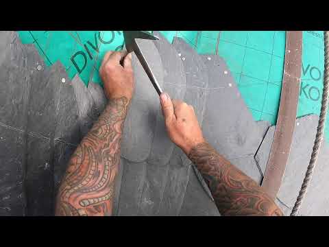 Linke Wangenkehle am Schornstein - Teil 4 - Live vom Schieferdach in Berlin.