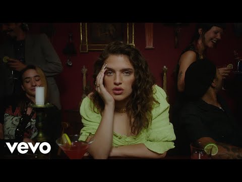 Mae Muller - so annoying