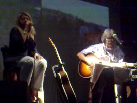 "Freedom" (R.Havens) Brunella Boschetti "1969-2009 Woodstock"live@Amigdala Theatre