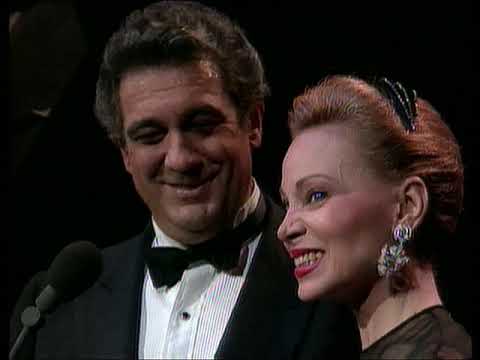 Besame Mucho Y Solamente Una Vez - Paloma San Basilio