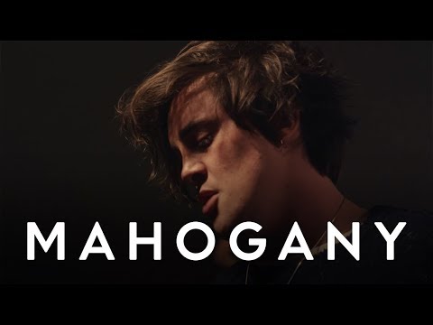 Freddie Dickson - Hideout  | Mahogany Session