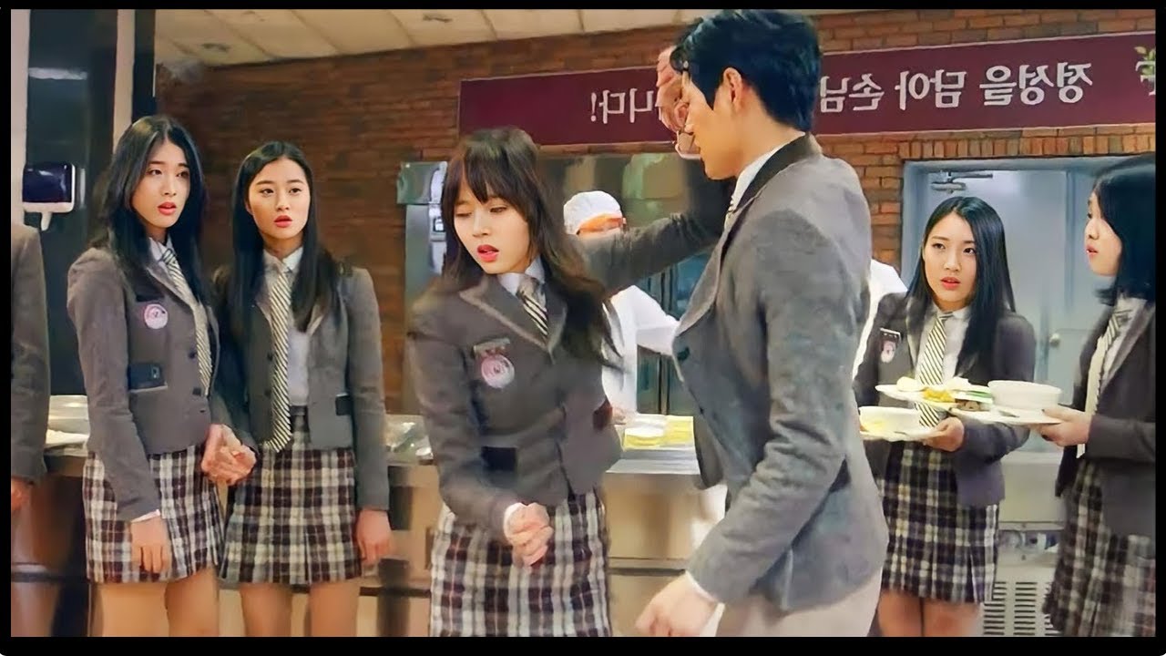 Garota Cega Sofre Bullying Extremo, Mas o Bad Boy se Apaixona por Ela e a Protege