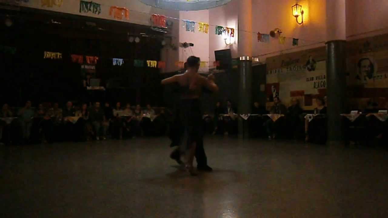 Alexa Yepes y Edwin Espinosa en El Motivo, 2/9/2013