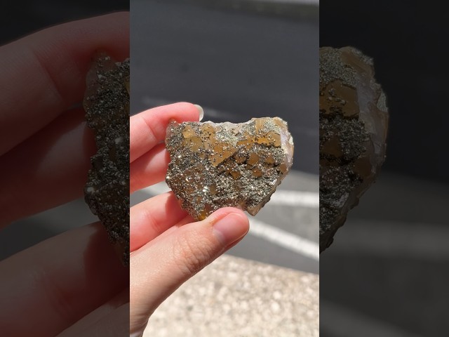 Vídeo relacionado con Chips de Cristal de Fluorita Piedra triturada Natural de 500g, Cristales curativos a Granel, Piedras Preciosas de Cristal triturado para Manualidades, Hermoso Paquete para Regalo