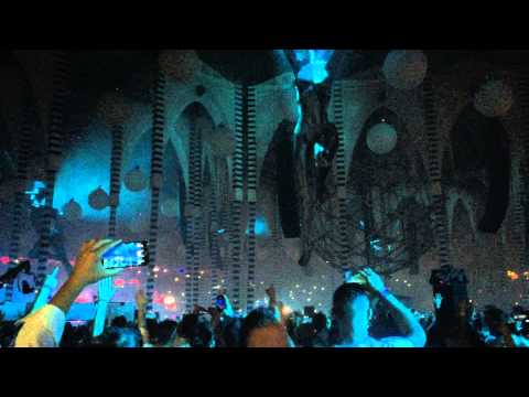 Sensation White 2015 - The legacy.   Best Intro of the night