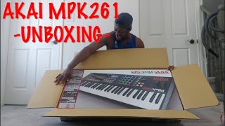 Video thumbnail for AKAI MPK 261 - UNBOXING by Lincoln Alexander Estridge