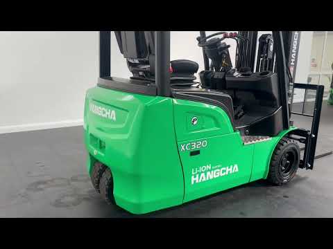 Hangcha XC320 2.0T | Half Cab Lithium Forklift - Image 2
