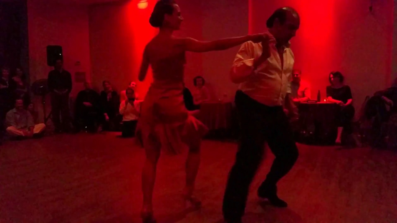 Argentine tango dancers:Carlos Copello & Victoria Galoto - Roll Over Beethoven