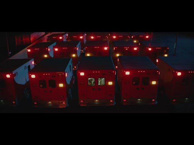 American Football Feat. Hayley Williams - Uncomfortably Numb