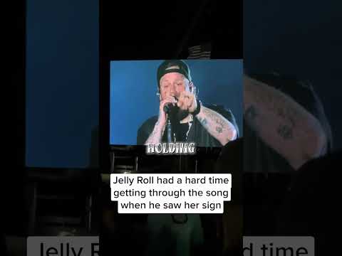 This what music is all about. 😭 #jellyroll #music #country #live #concert #tour