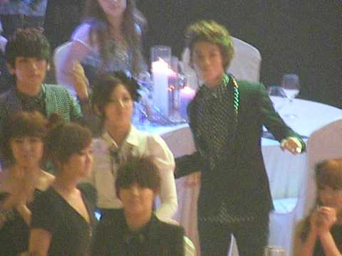 Shinee&SJ dance@ GDA 101209.AVI