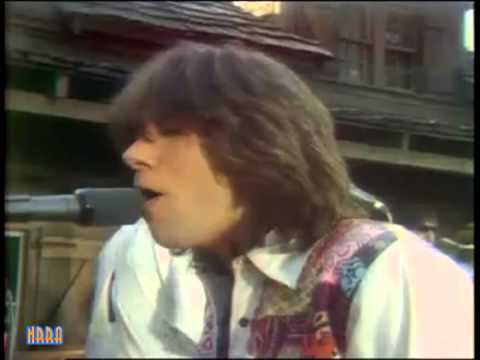 Chicago - (1973) "Saturday in the Park" & "Does Anybody Really Know What Time It Is?"