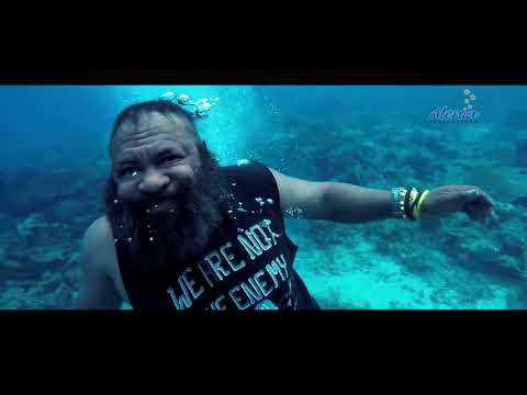 Tatinggal di Papua - Pace Nogei