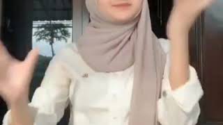 Download lagu Story wa cewek goyang santuy || Bantu support 10k kak π mp3 Download lagu Story wa cewek goyang santuy || Bantu support 10k kak π mp3