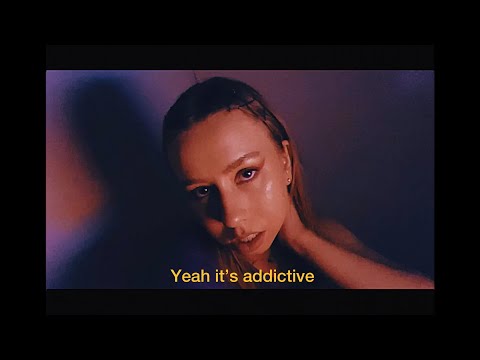 JAYNIE - All That Glitters Isn't Gold (Official Lyric Video)