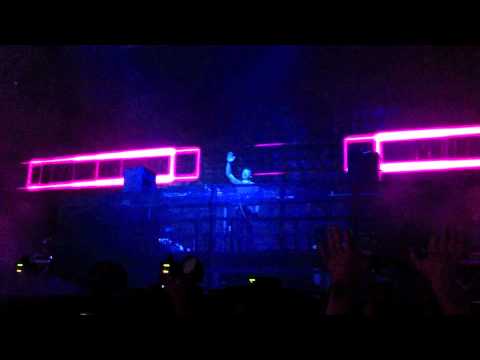 Radio 1, Benny Benassi Cinema Privilege