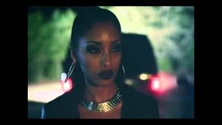 Fall Out Boy Save Rock and Roll TV Commercial