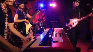 Blow Up - Les Cappuccino