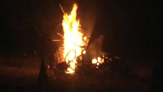 preview picture of video 'Api Unggun (Kemah Bakti Kwaran Angsana)'