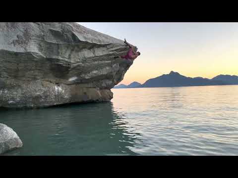 Majestic V6 | Squamish Bouldering