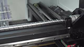 Vertical automatic placement machine, Qihe LT 8 video