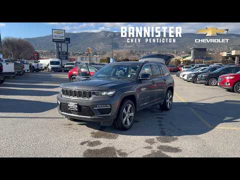 2022 Jeep Grand Cherokee Limited 4x4 in Gray for sale at Bannister Chevrolet Penticton in Penticton, BC