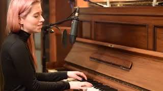 Video thumbnail for Vocal - Neumann TLM 193 PIano by Arnobio Kosta - Produtor Musical