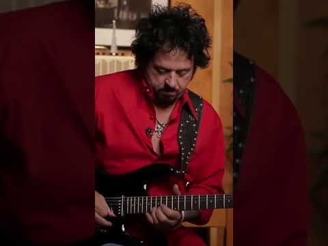 Soul of guitar master "emotional" Steve Lukather