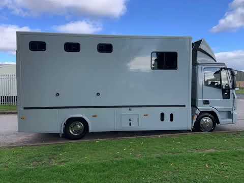 7.5 Iveco Horse Box 2012