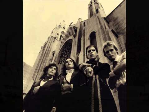 Radio Werewolf - Buried Alive - Subtitulos español