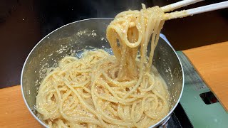 何故か着け直す男 - 明太カルボナーラを作ってペンタゴンハイボールをキメるだけの動画