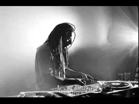 Richard Spaven - Side II Side (Mala Remix)