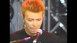 David Bowie - I Can&#39;t Read (Bridge School Benefit - 20 October 1996)