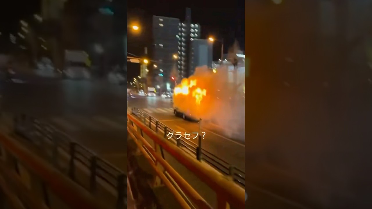 焼き芋の移動販売トラックから出火、そのまま消防署に駆け込み消火