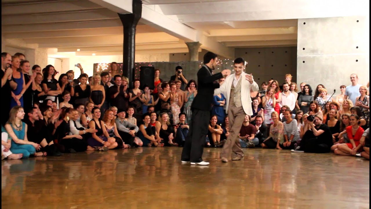 Martin Maldonado y Maurizio Ghella dance Bien puleta 24-09-2011