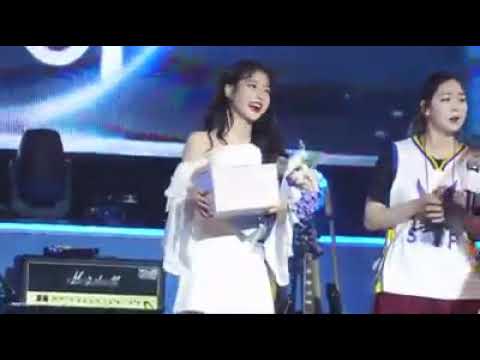 [05|17|19] IU dropping her birthday cake