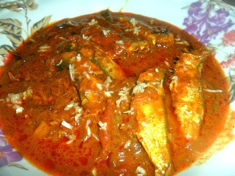 Fish Kulambu|Meen kulambu in tamil without coconut|How to cook fish curry|Kavalai meen kulambu Video