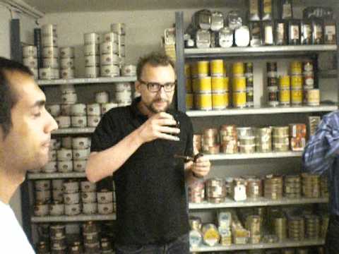 Hanging out with pipemaker Poul Winslow.