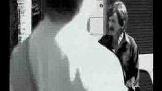 Tantas Escaleras - LAs Pastillas Del Abuelo