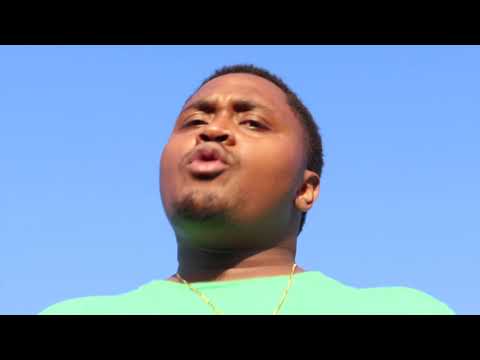 Jiggy the goat : Paperchasing